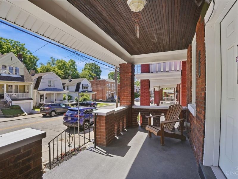 2355 Chickasaw Street, Cincinnati, OH 45219 Photo 4