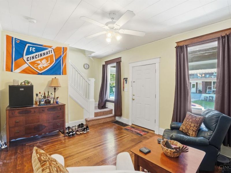 2355 Chickasaw Street, Cincinnati, OH 45219 Photo 5