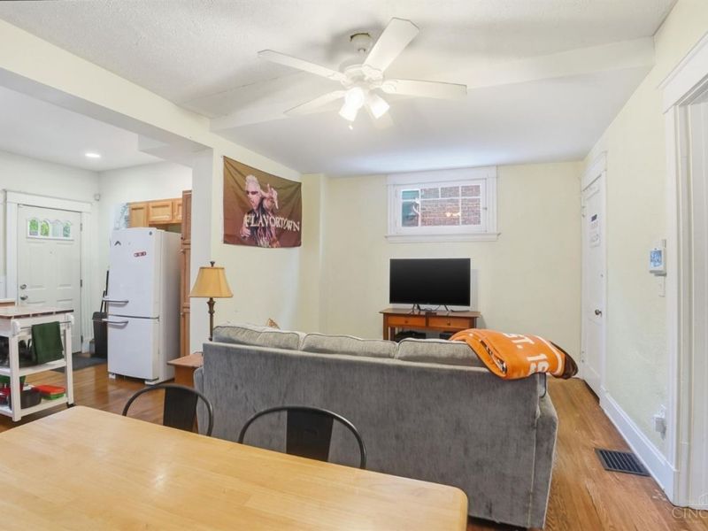 2355 Chickasaw Street, Cincinnati, OH 45219 Photo 8