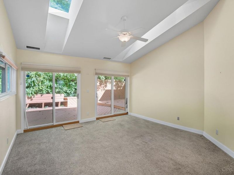 9870 Timbers Drive, Blue Ash, OH 45242 Photo 13