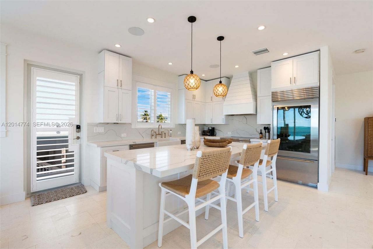 142 Guilford Ct, Tavernier, FL 33070 Photo