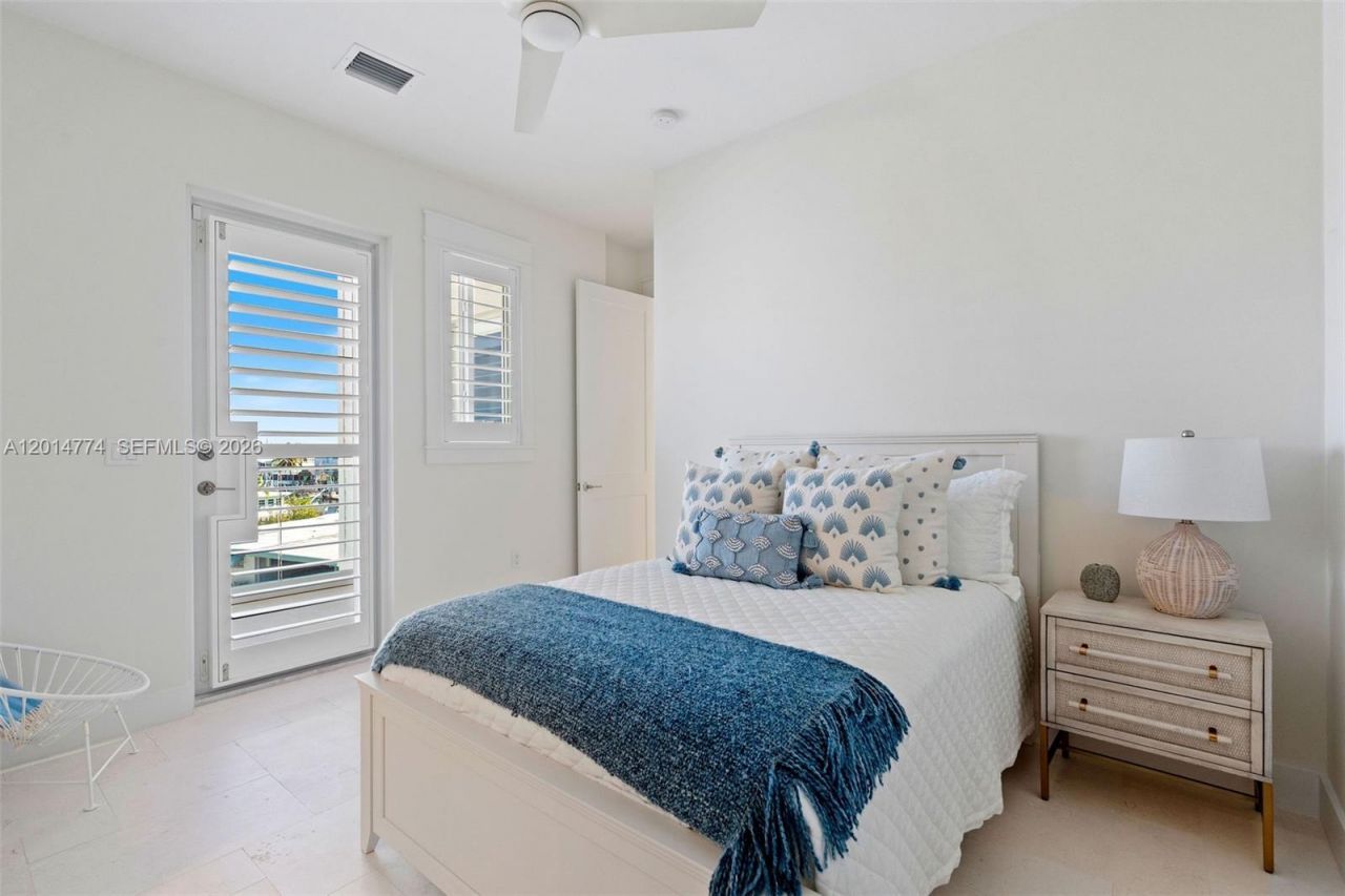 142 Guilford Ct, Tavernier, FL 33070 Photo