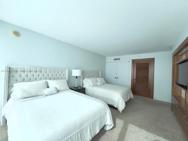 6801 Collins Ave , Unit 718, Miami Beach, FL 33141 Photo