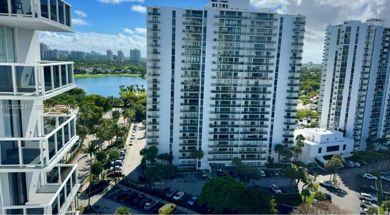 20505 E Country Club Dr, Unit 1739, Aventura, FL 33180 Photo
