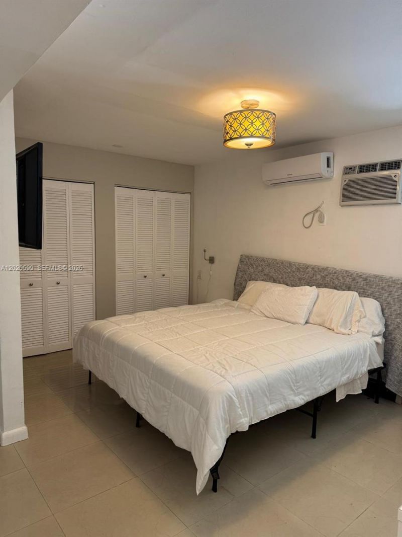 6767 Indian Creek Dr , Unit 11, Miami Beach, FL 33141 Photo
