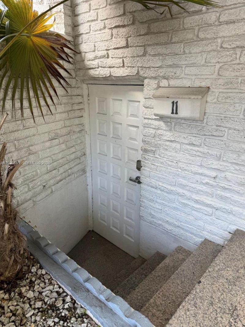 6767 Indian Creek Dr , Unit 11, Miami Beach, FL 33141 Photo