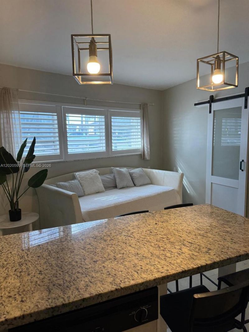 6767 Indian Creek Dr , Unit 11, Miami Beach, FL 33141 Photo