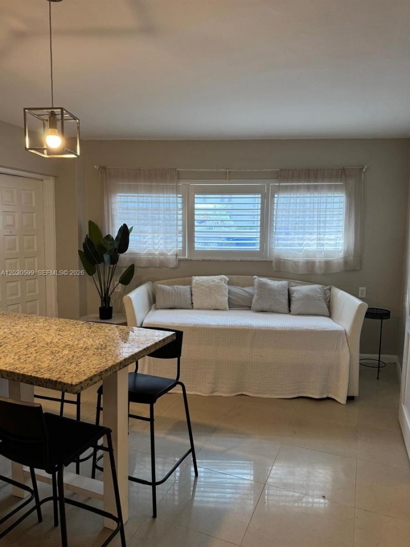 6767 Indian Creek Dr , Unit 11, Miami Beach, FL 33141 Photo