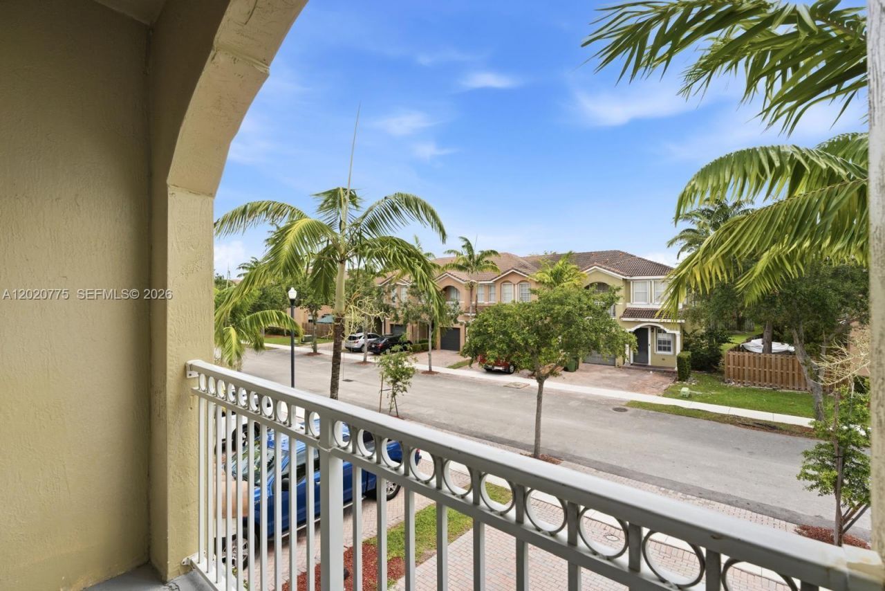 1444 SE 25th Ave, Homestead, FL 33035 Photo