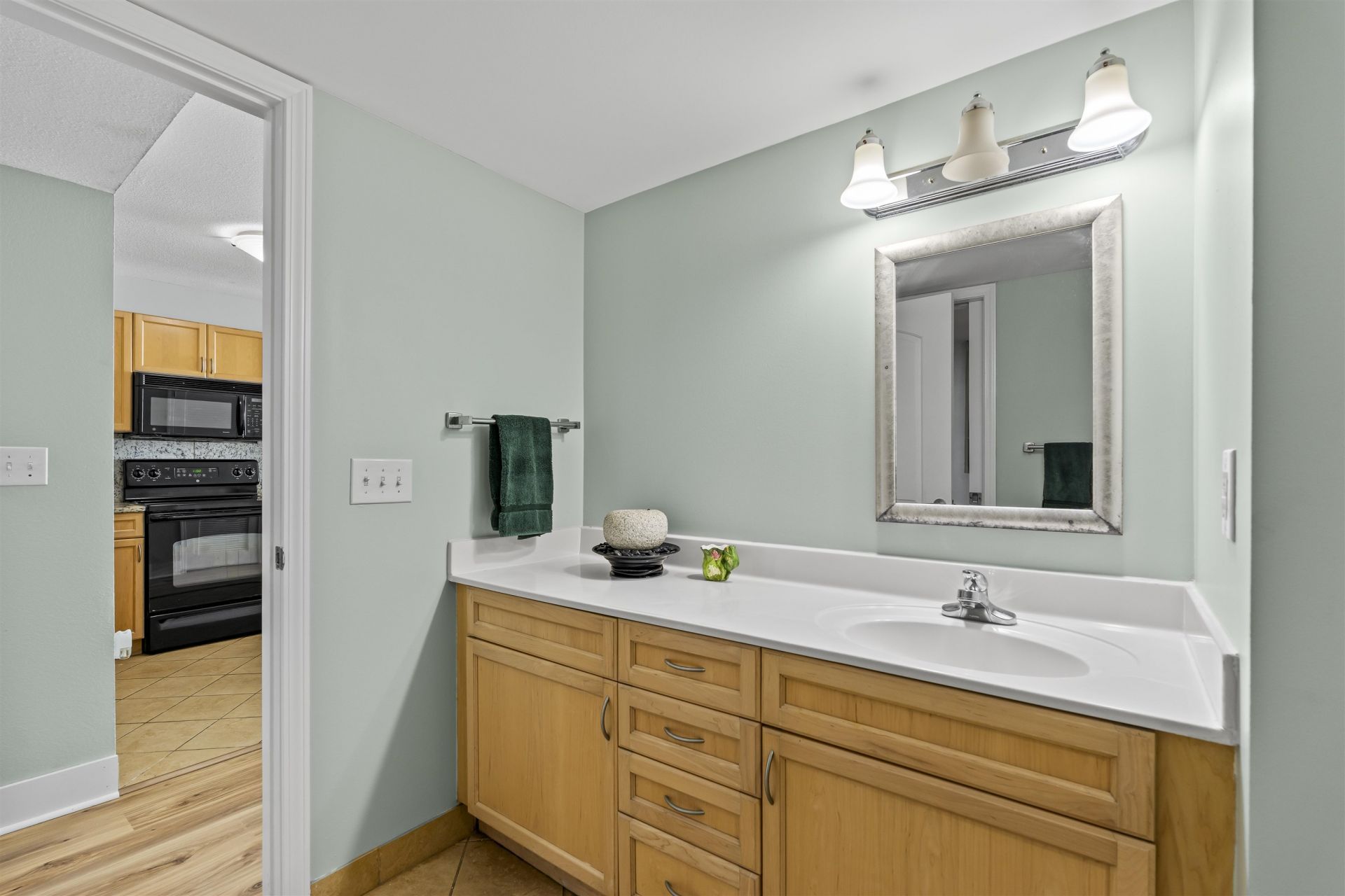 3500 N Ocean Blvd. Photo 27