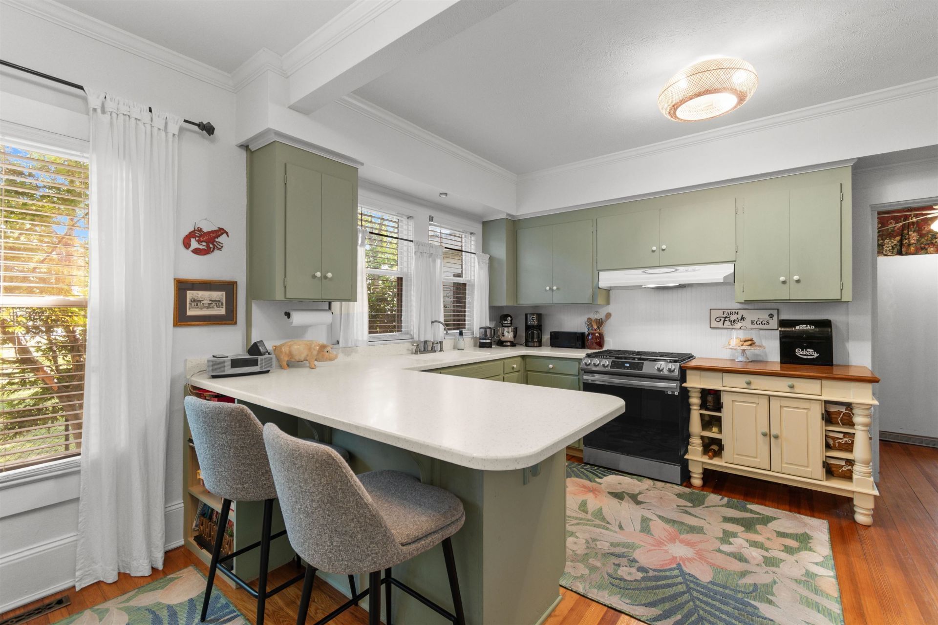 109 S 12th Ave. Photo 5