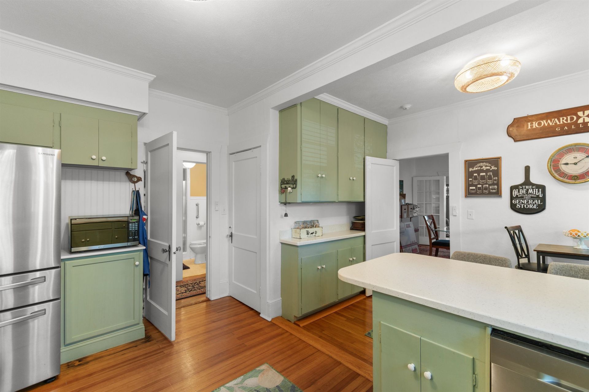 109 S 12th Ave. Photo 7