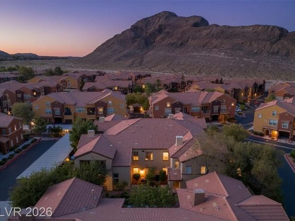 3850 Juno Beach Street, Unit 203, Las Vegas, NV 89129