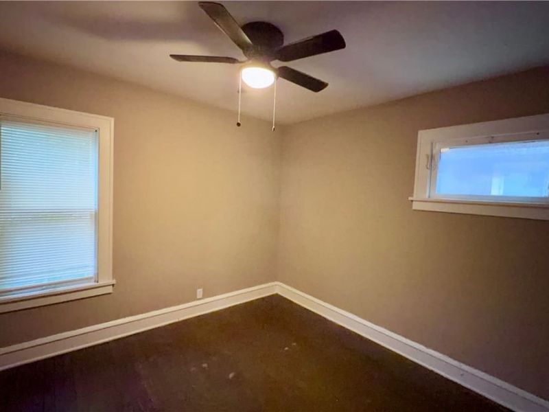 949 Helmsdale Road, Cleveland Heights, OH 44112 Photo 15