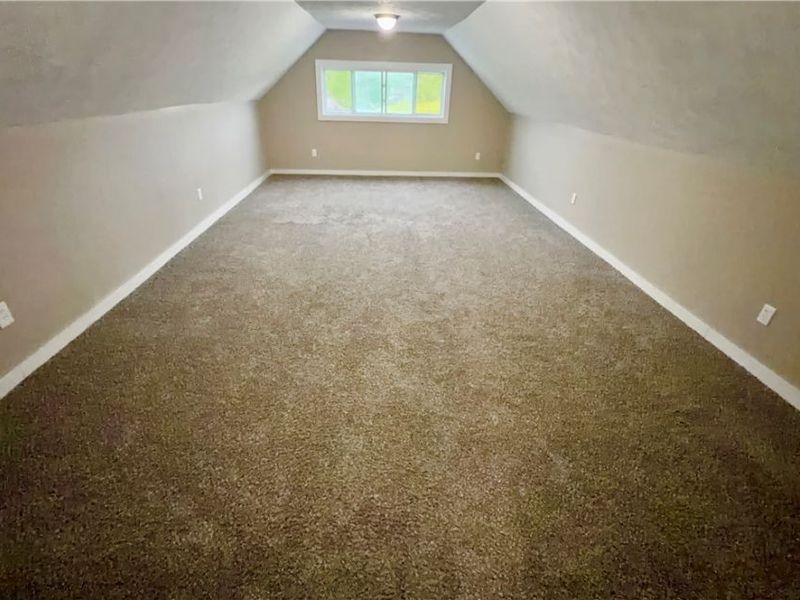 949 Helmsdale Road, Cleveland Heights, OH 44112 Photo 20