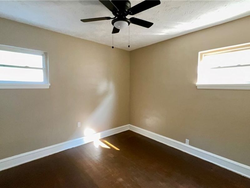 949 Helmsdale Road, Cleveland Heights, OH 44112 Photo 28
