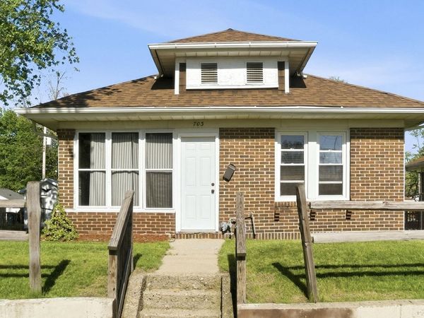 703 N Carroll Avenue, Michigan City, IN 46360