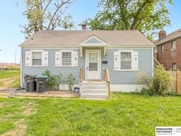 4517 Izard Street , Omaha, NE 68132
