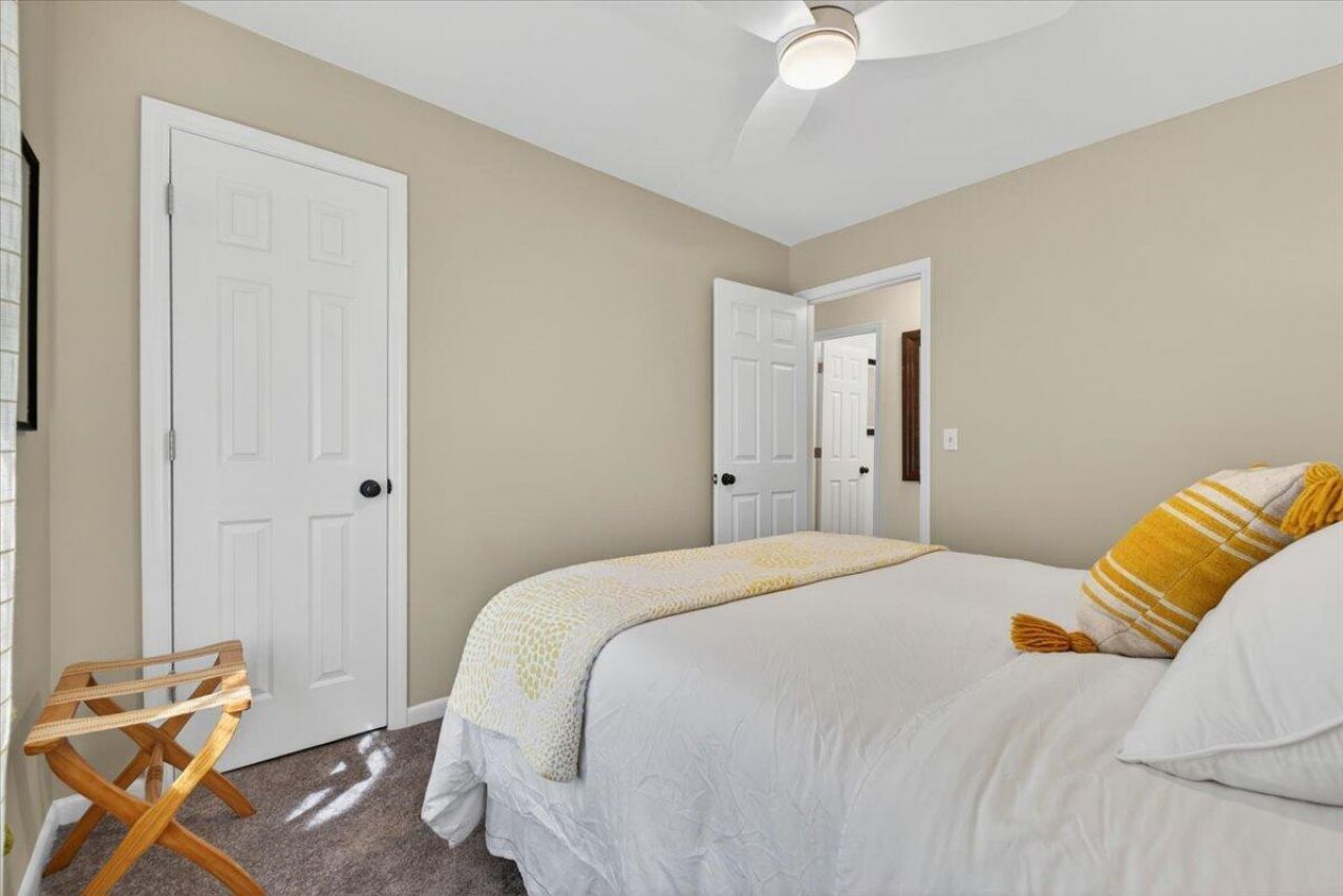 1554 Westwood Drive Photo 21