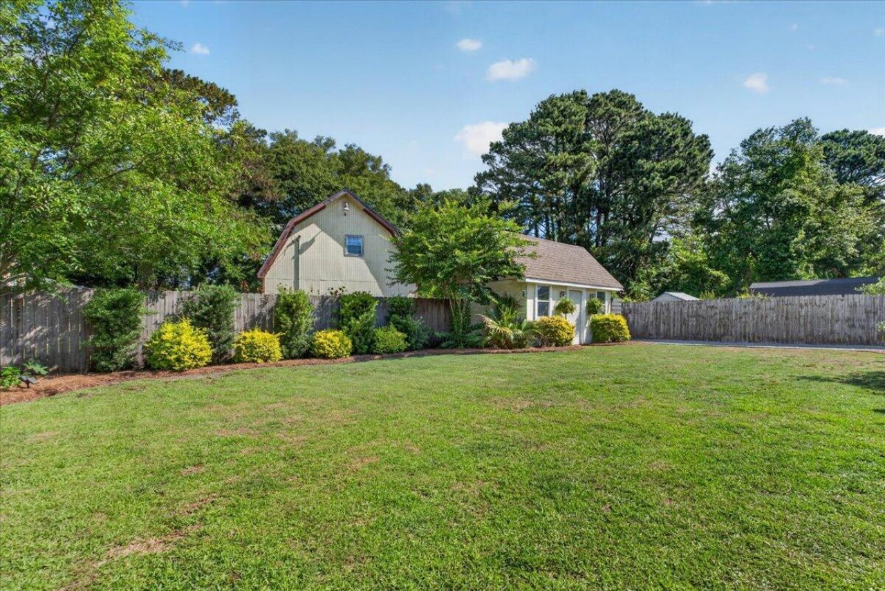1554 Westwood Drive Photo 34