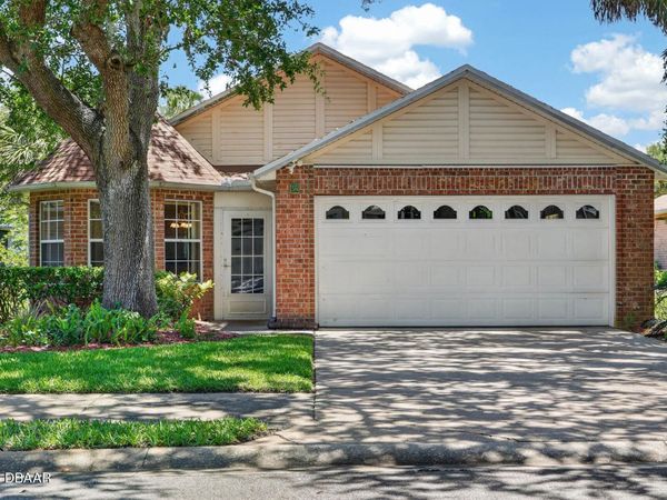 36 Old Macon Drive, Ormond Beach, FL 32174