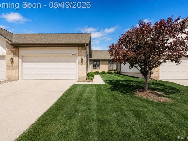13518 Highland Circle, Sterling Heights, MI 48312