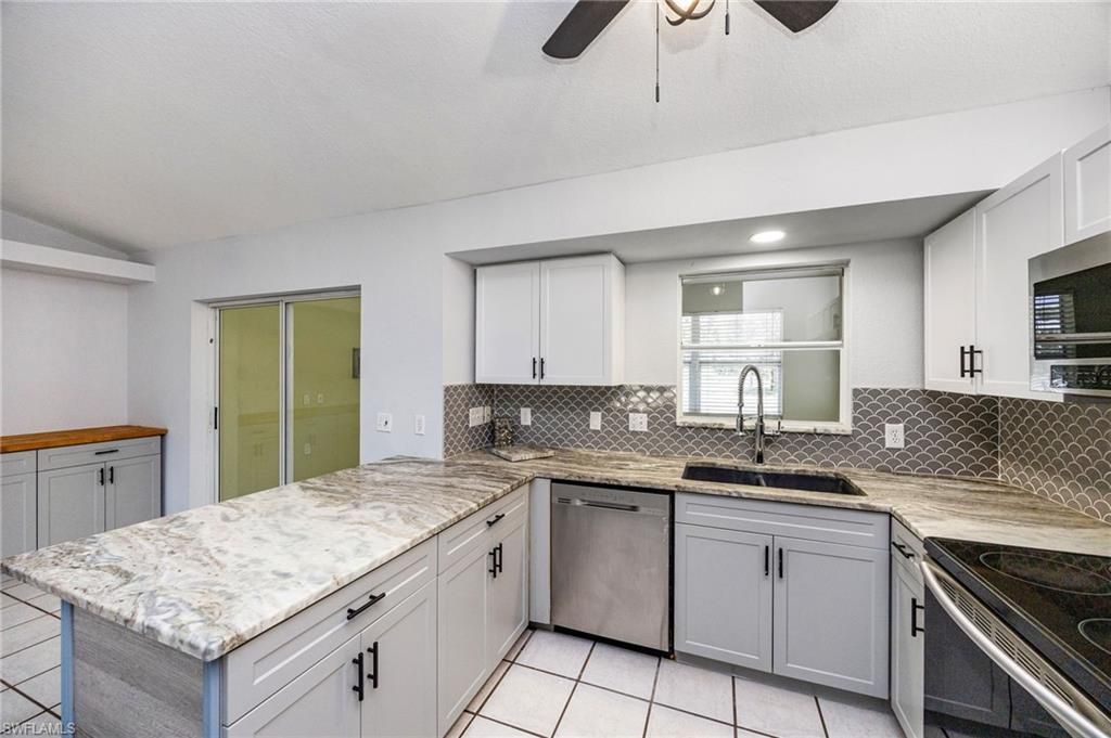 841 8th St Se, Naples, FL 34117 Photo