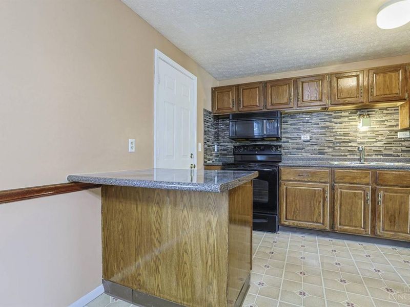 3274 Sienna Drive, Colerain Township, OH 45251 Photo 18