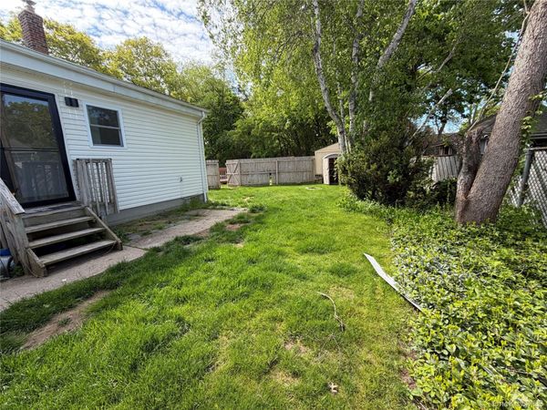 Holbrook, NY 11741