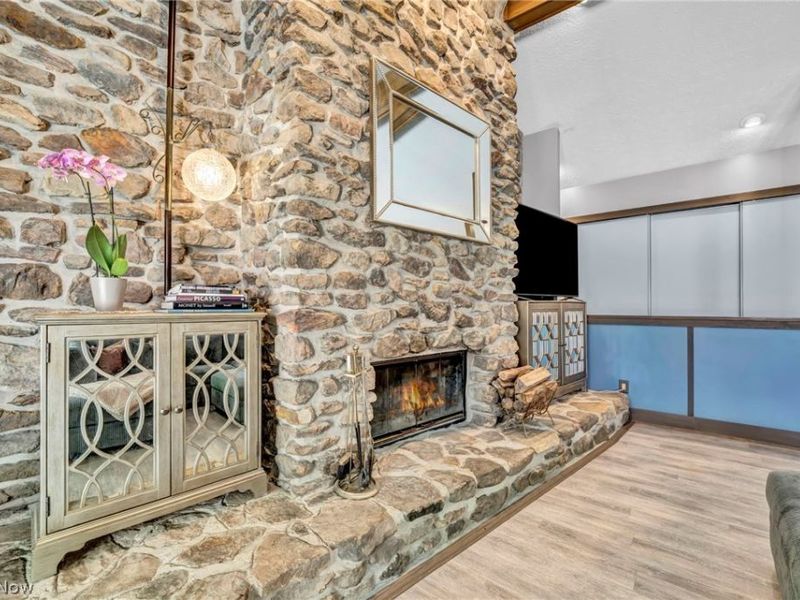 21903 Meadows Edge Lane, Strongsville, OH 44149 Photo 10