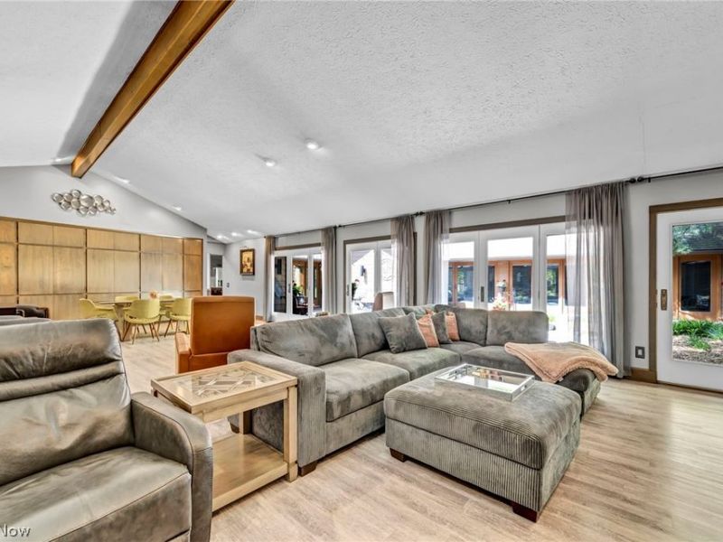 21903 Meadows Edge Lane, Strongsville, OH 44149 Photo 13