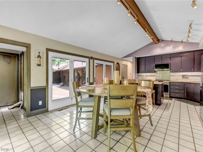 21903 Meadows Edge Lane, Strongsville, OH 44149 Photo 15