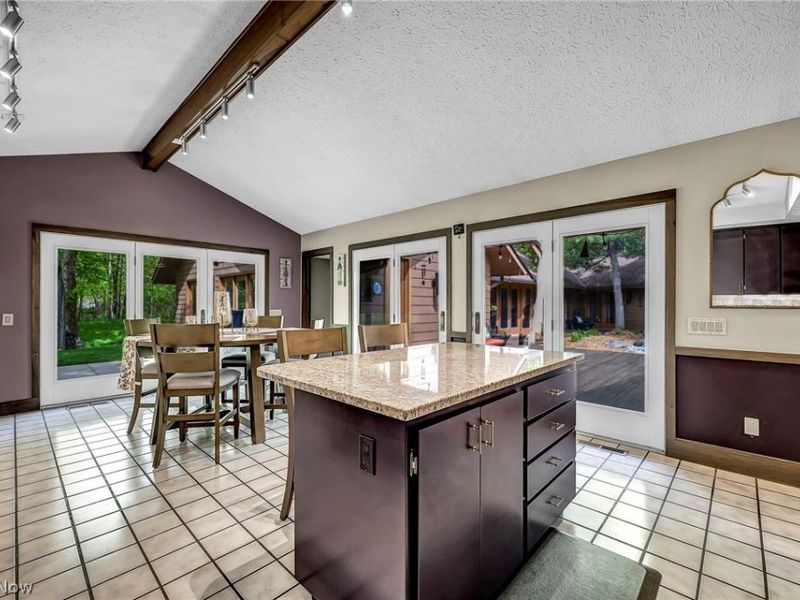 21903 Meadows Edge Lane, Strongsville, OH 44149 Photo 18