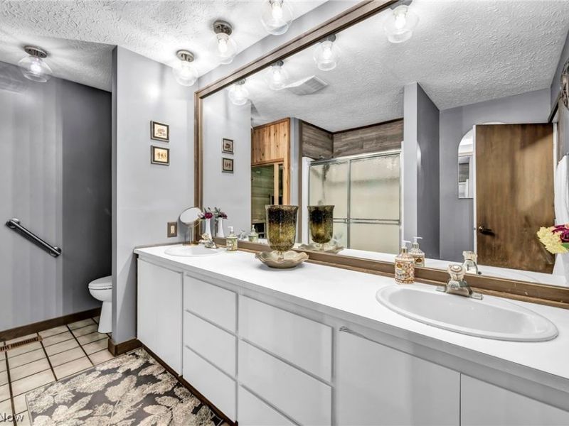 21903 Meadows Edge Lane, Strongsville, OH 44149 Photo 38