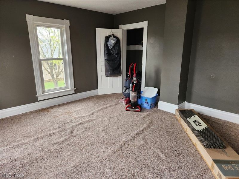 369/371 5th, Coshocton, OH 43812 Photo 5
