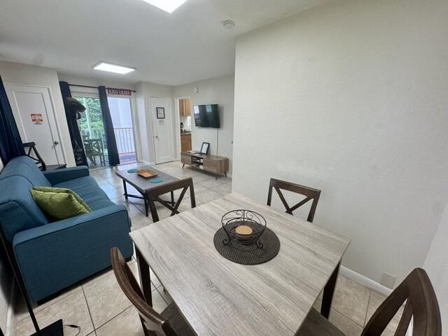 300 Georgia Street, Unit 1-5, Hollywood, FL 33019 Photo