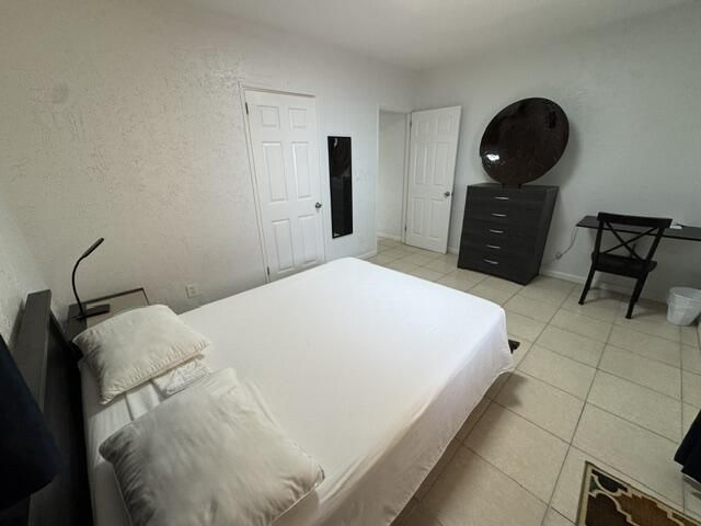 300 Georgia Street, Unit 1-5, Hollywood, FL 33019 Photo