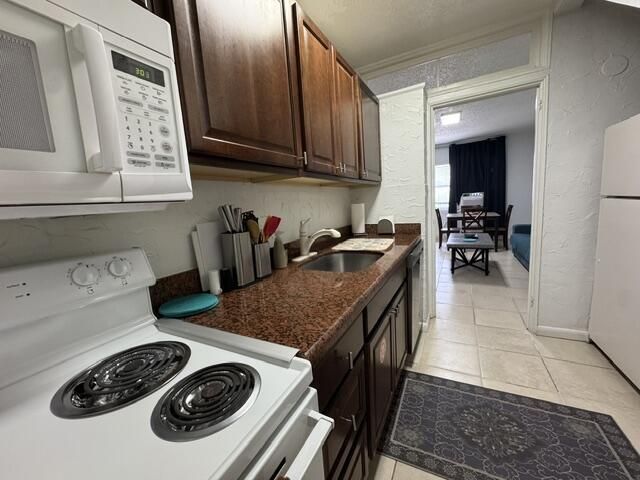 300 Georgia Street, Unit 1-5, Hollywood, FL 33019 Photo