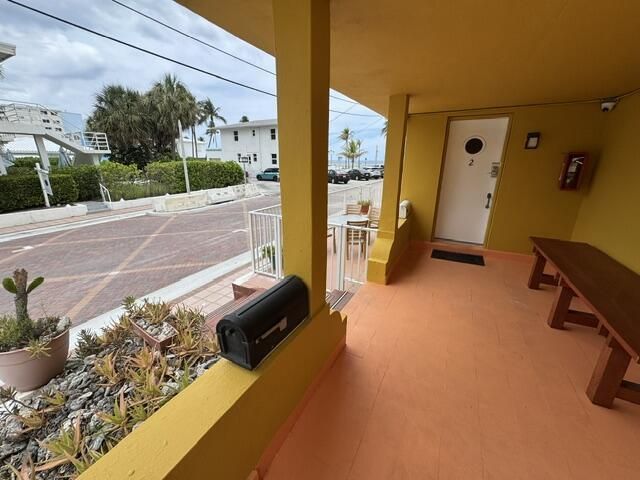 300 Georgia Street, Unit 1-5, Hollywood, FL 33019 Photo