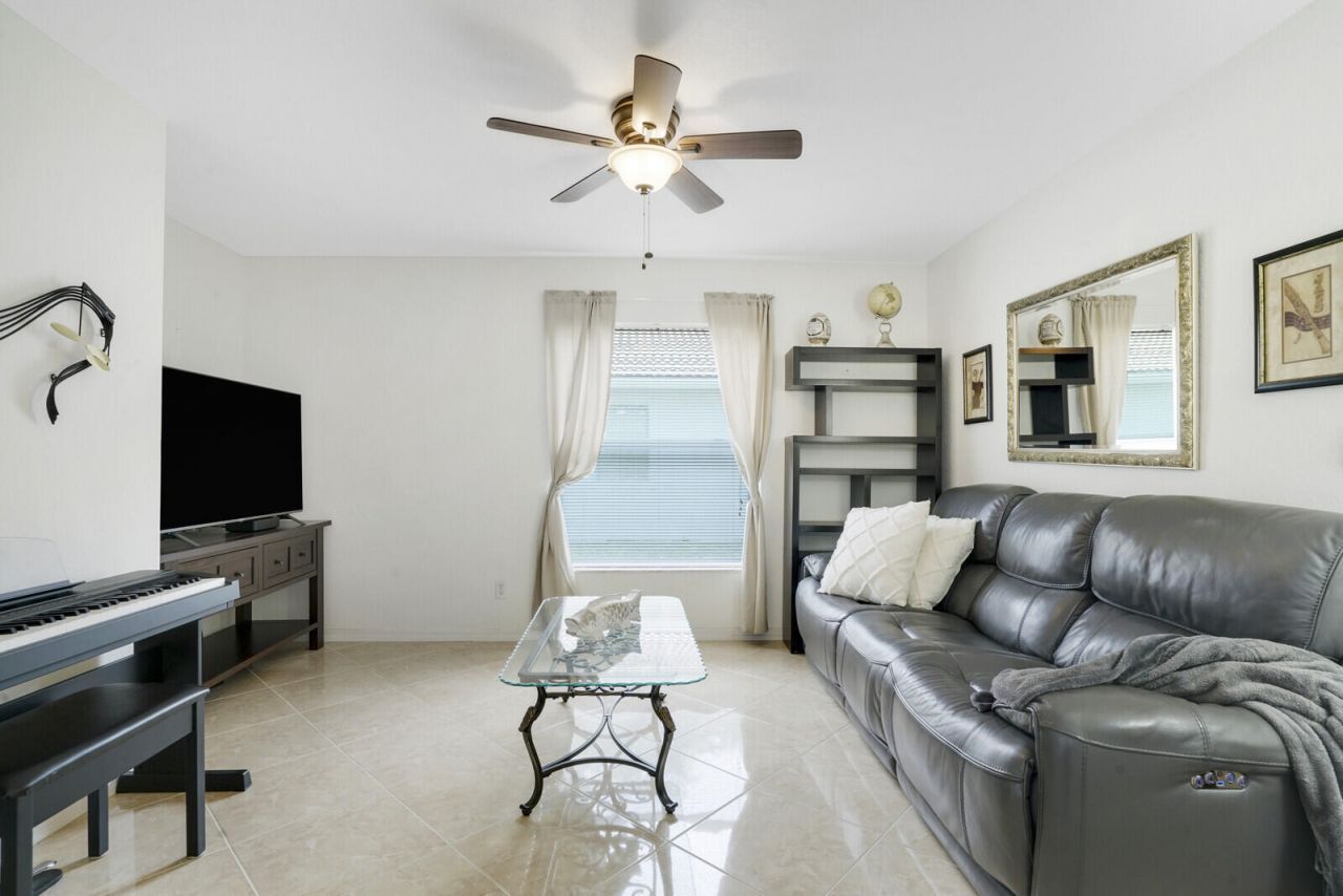 5335 Vernio Lane, Boynton Beach, FL 33437 Photo
