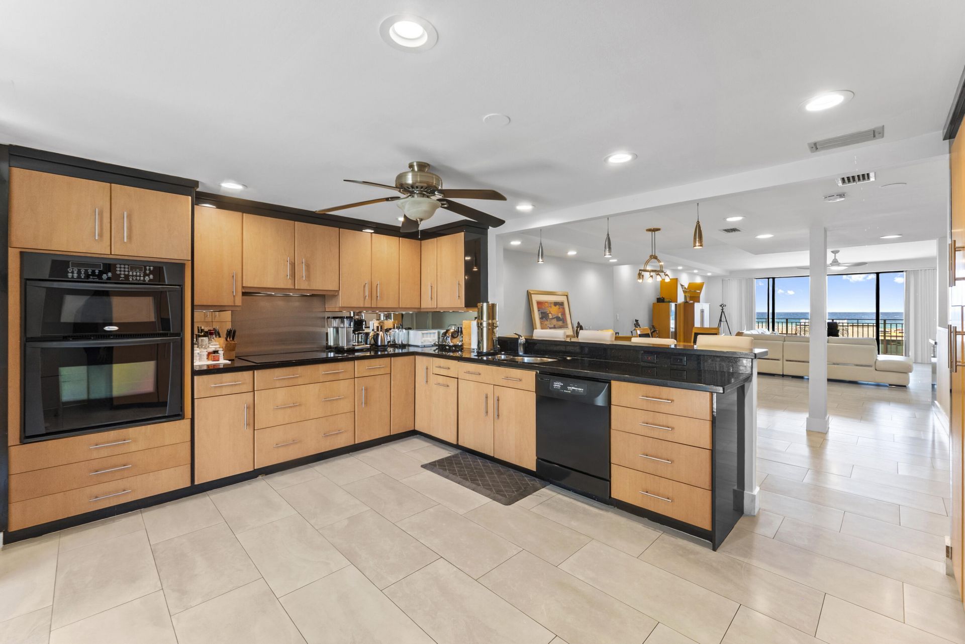 2155 S Ocean Boulevard, Unit 11, Delray Beach, FL 33483 Photo