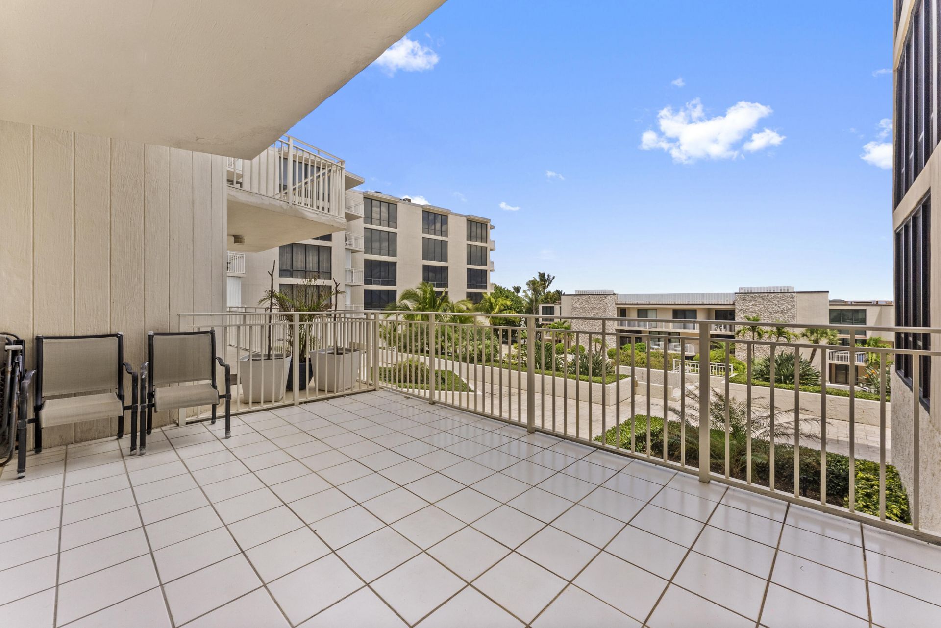 2155 S Ocean Boulevard, Unit 11, Delray Beach, FL 33483 Photo