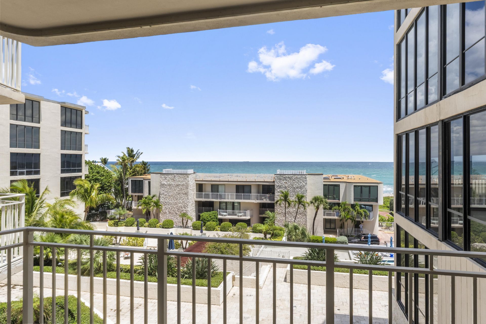 2155 S Ocean Boulevard, Unit 11, Delray Beach, FL 33483 Photo