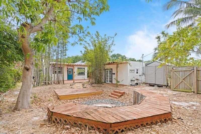 221 N Ocean Breeze, Lake Worth Beach, FL 33460 Photo