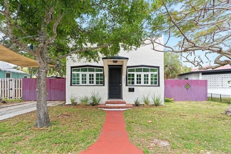 221 N Ocean Breeze, Lake Worth Beach, FL 33460 Photo