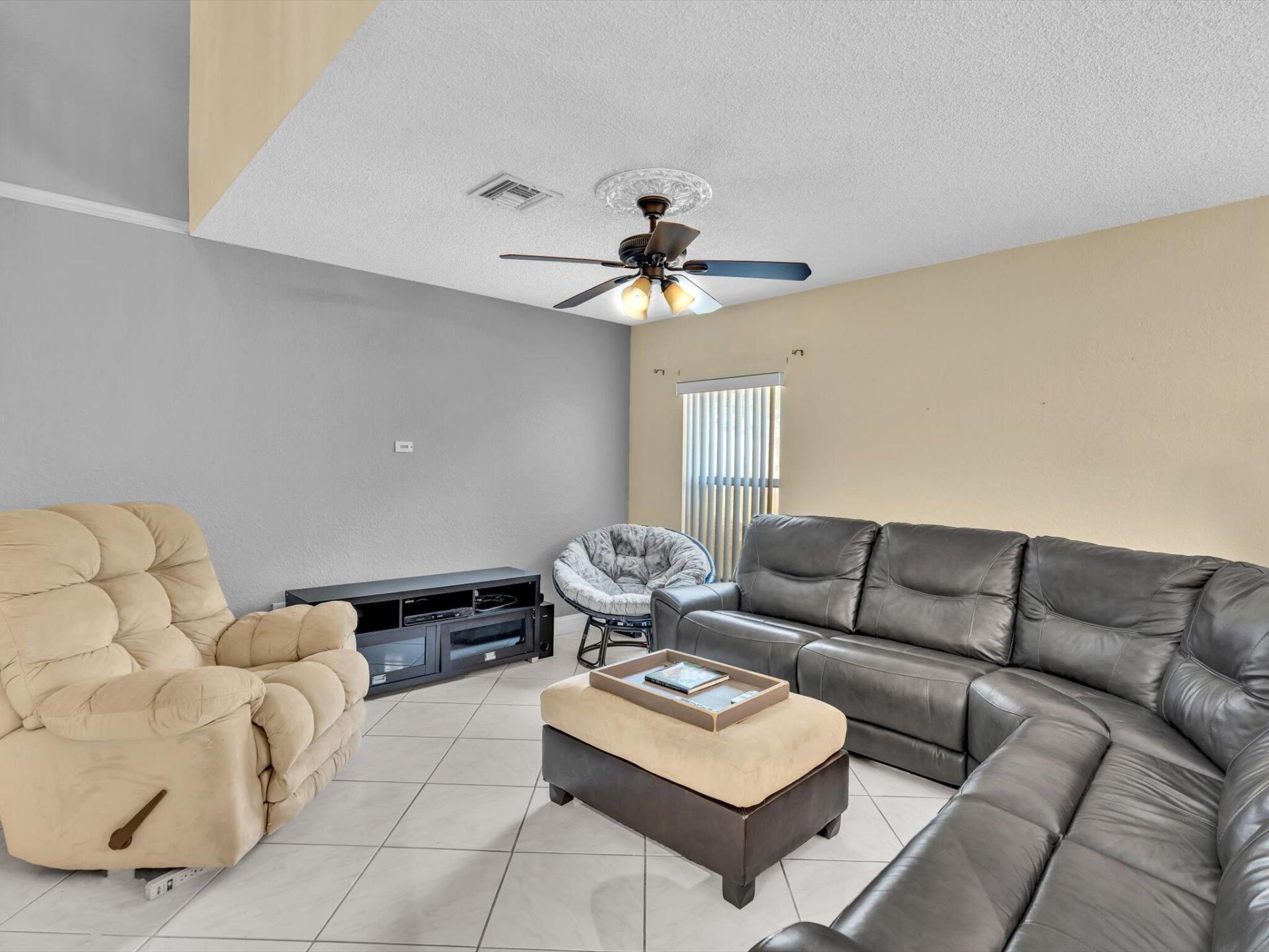 8991 NW 53rd Street, Sunrise, FL 33351 Photo