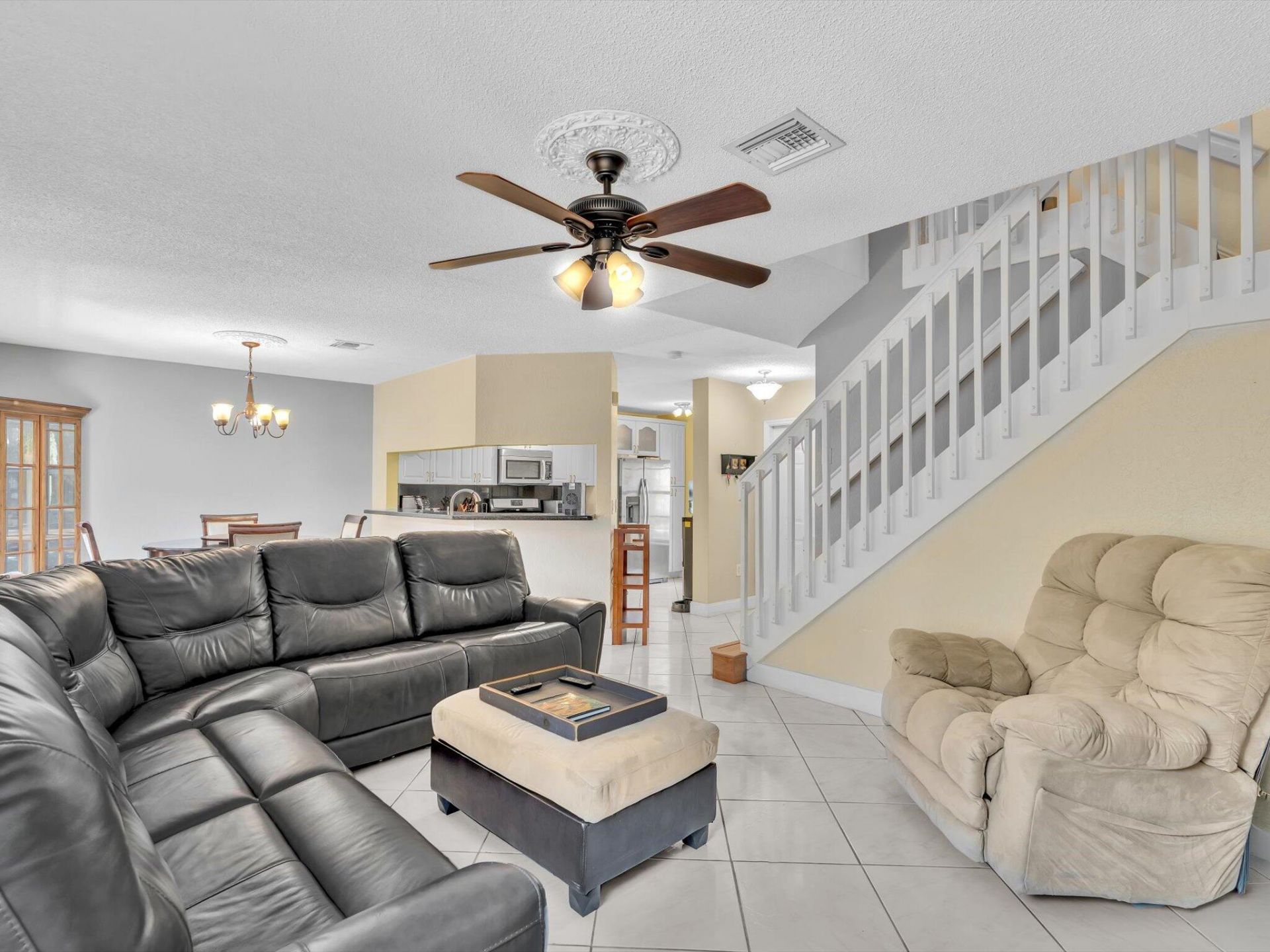 8991 NW 53rd Street, Sunrise, FL 33351 Photo