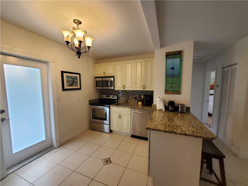 3204 NE 6th Street, Unit 1-2, Pompano Beach, FL 33062 Photo