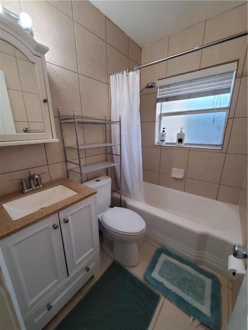 3204 NE 6th Street, Unit 1-2, Pompano Beach, FL 33062 Photo