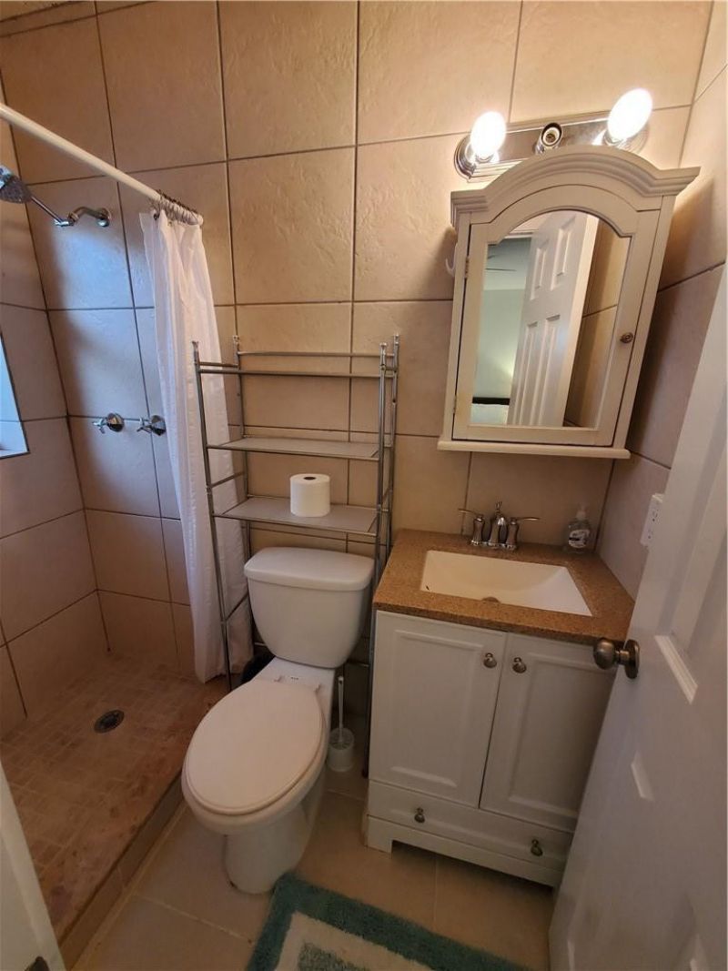 3204 NE 6th Street, Unit 1-2, Pompano Beach, FL 33062 Photo